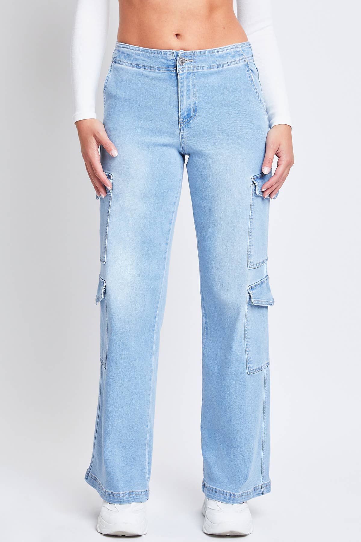 WIDE LEG DOUBLE POCKET CARGO JEANS