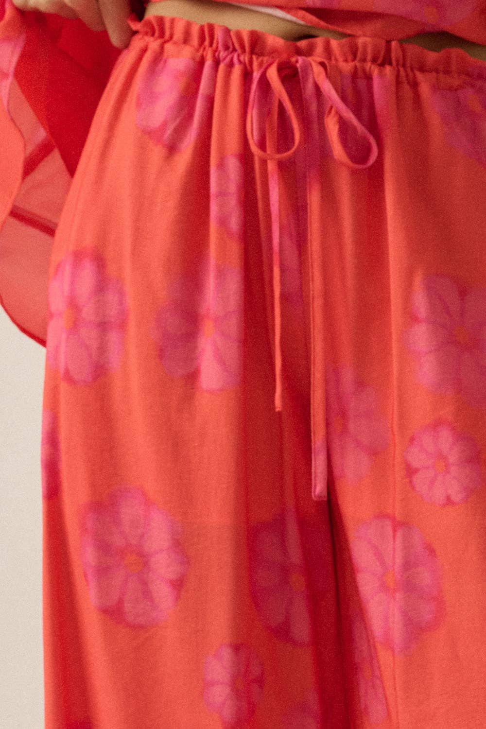 FLORAL PRINT WIDE LEG PANT WITH DRAWSTRING WAIST