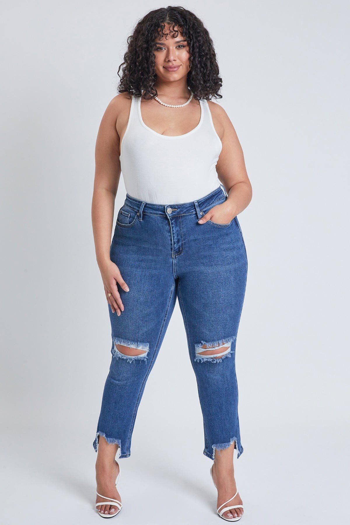 CURVY ANKLE SLIM STRAIGHT WITH DISTRESSED HEM