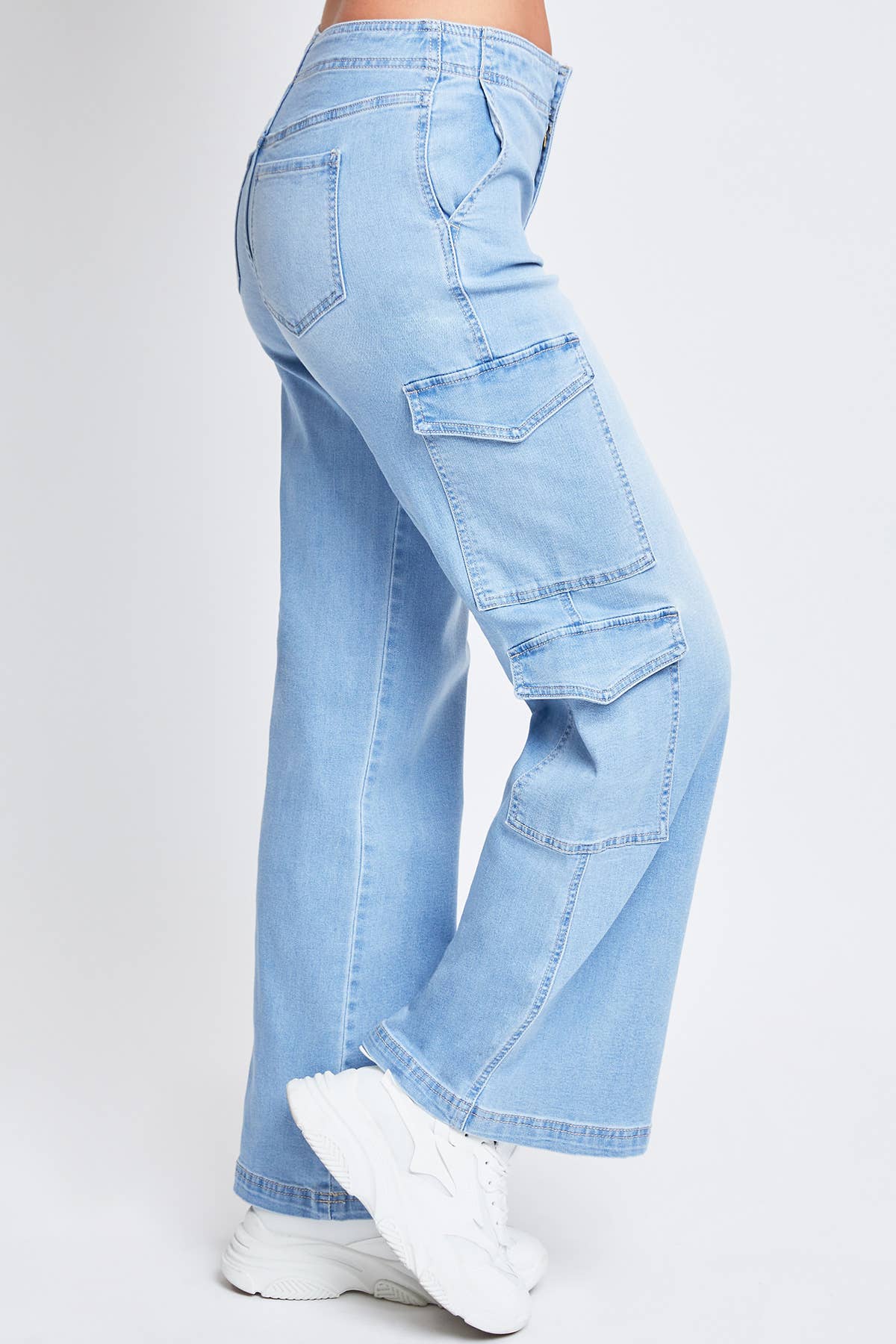 WIDE LEG DOUBLE POCKET CARGO JEANS