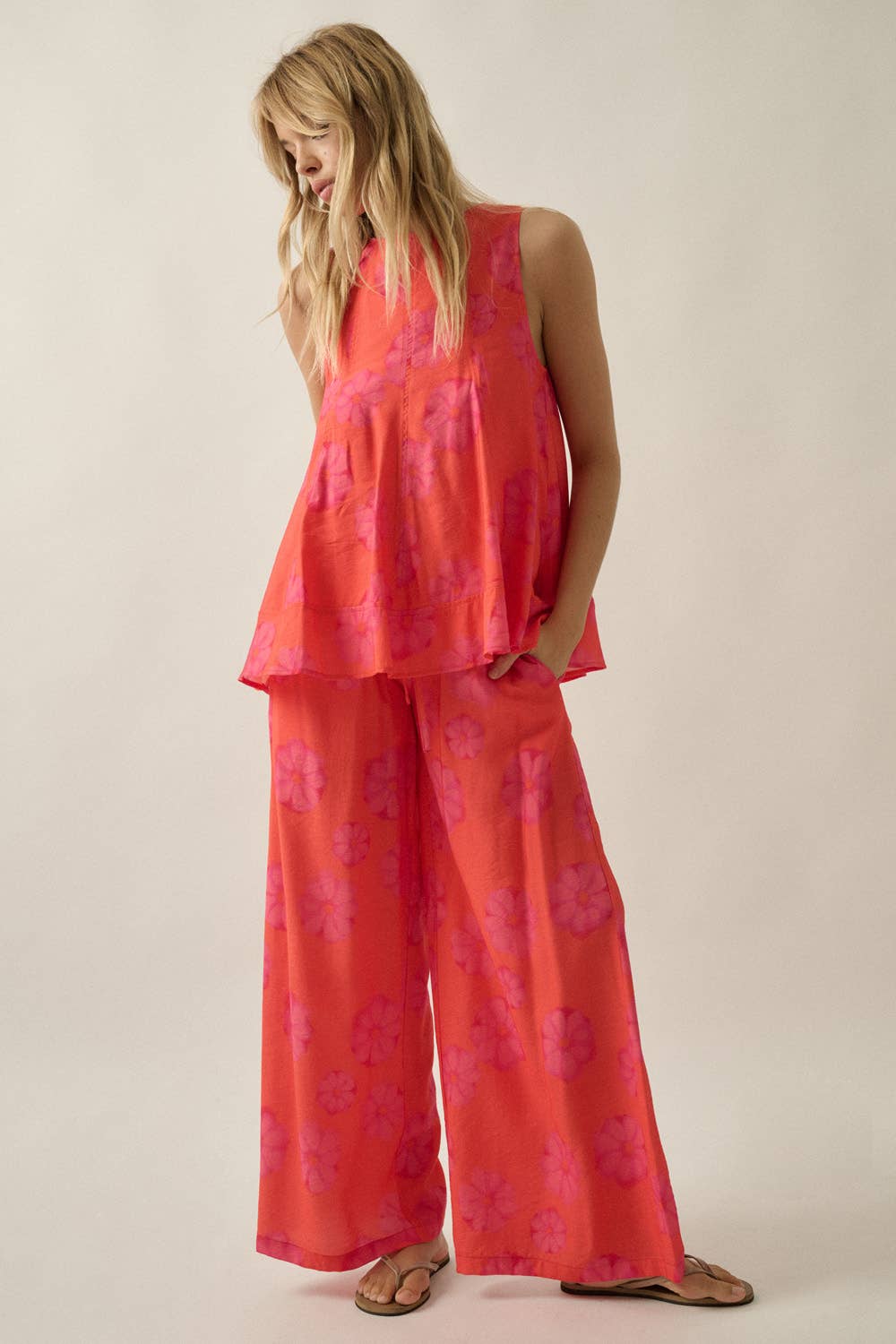 FLORAL PRINT WIDE LEG PANT WITH DRAWSTRING WAIST