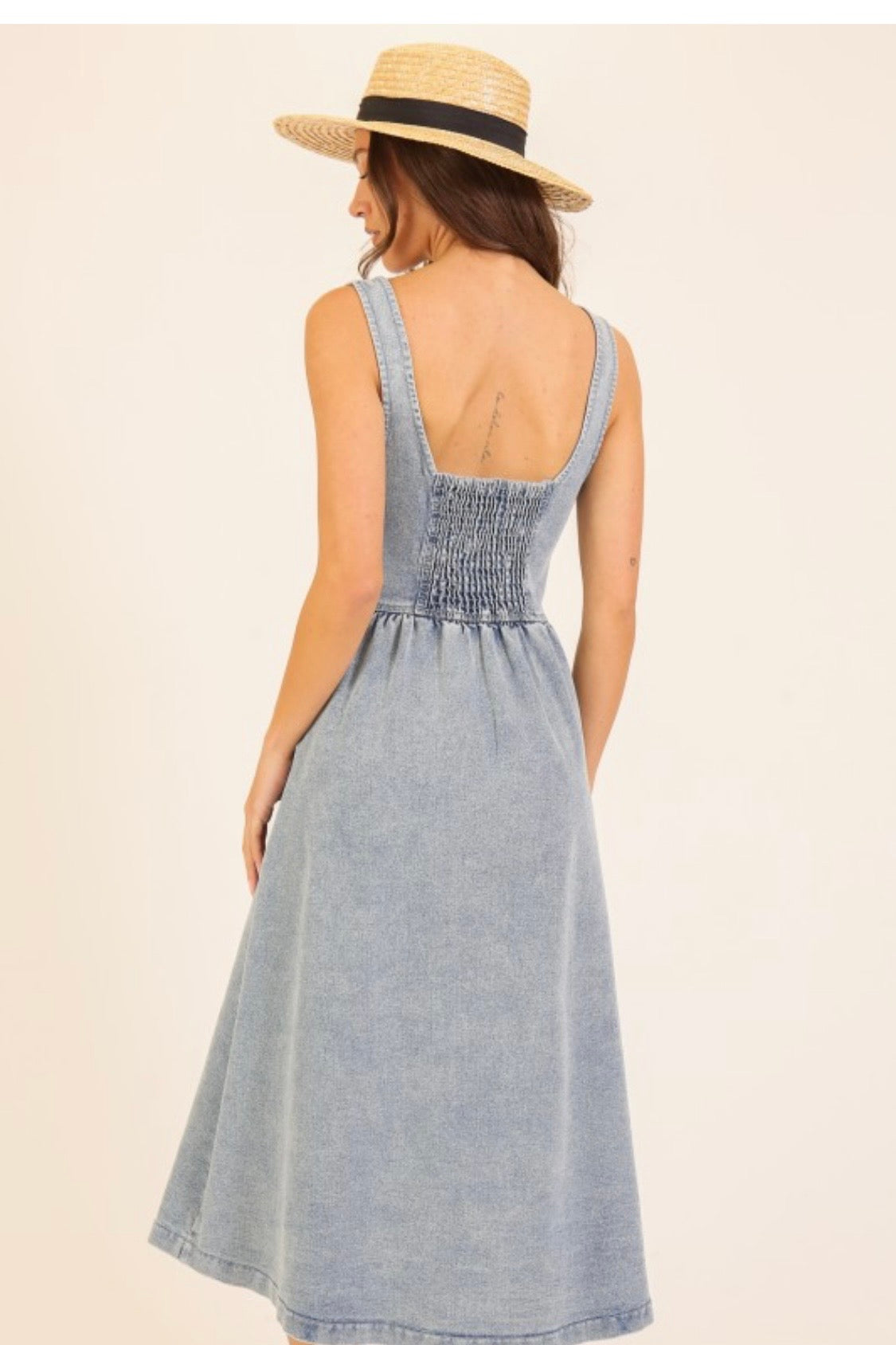BUTTON DOWN MIDI DENIM DRESS WITH SWEETHEART NECKLIINE