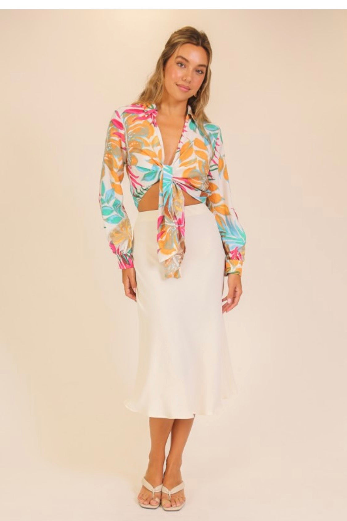 LONG SLEEVE TROPICAL PRINT TIE FRONT TOP
