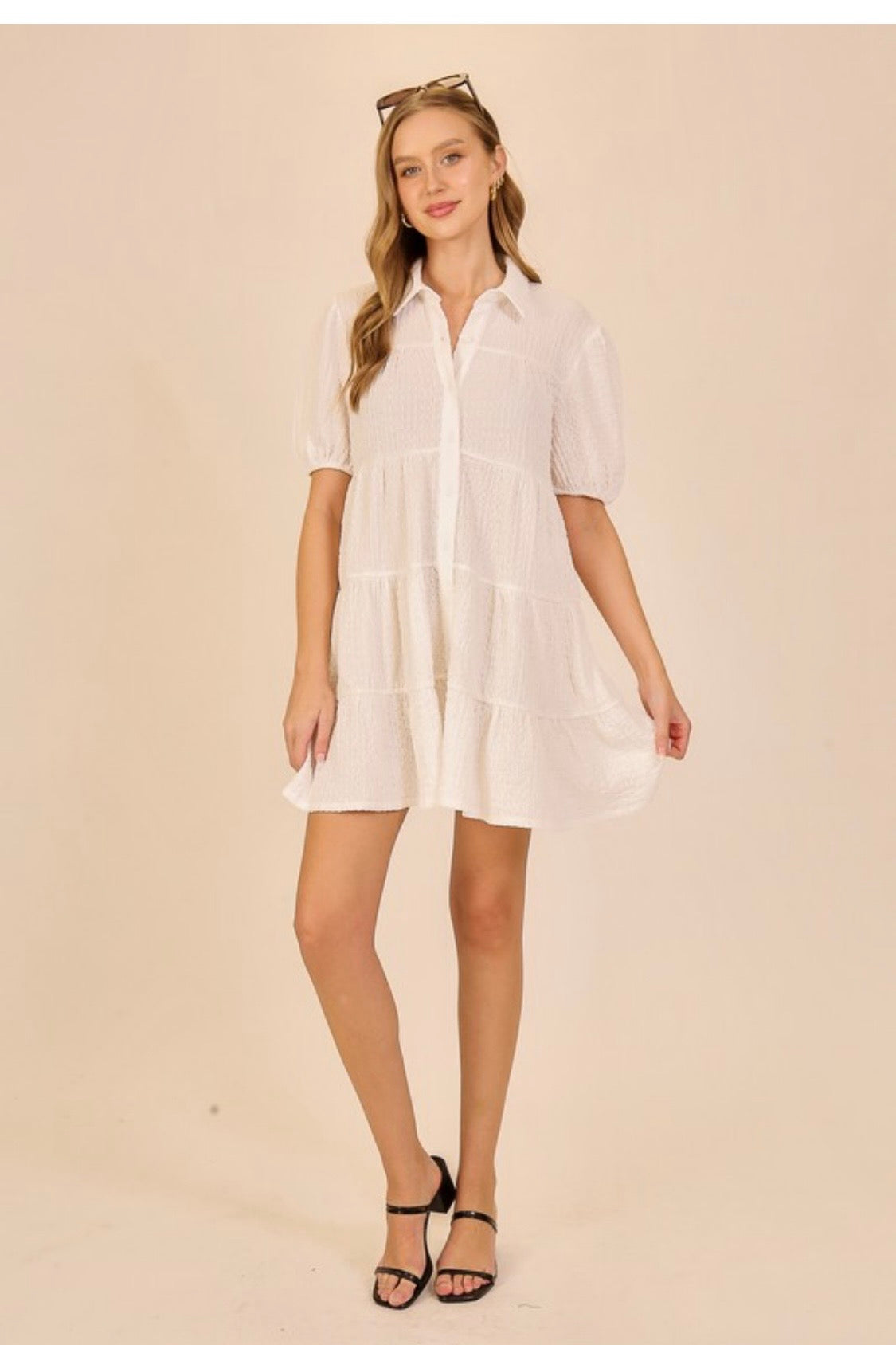 SHORT SLEEVE TIERED BUTTON DOWN DRESS