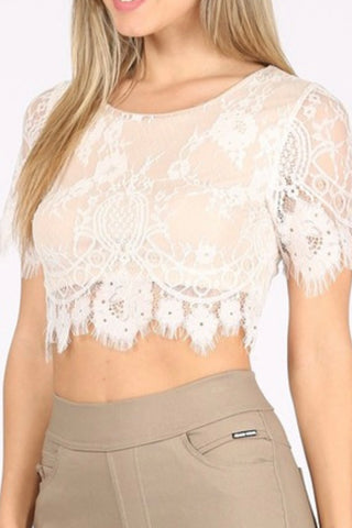 SHORT SLEEVE CROP TOP WITH LACE OVERLAY