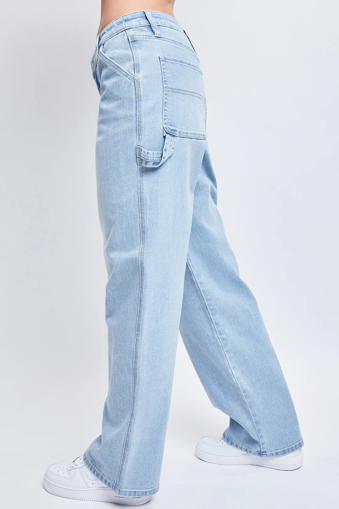 DREAM FIT MIDRISE UTILITY STRAIGHT LEG JEAN