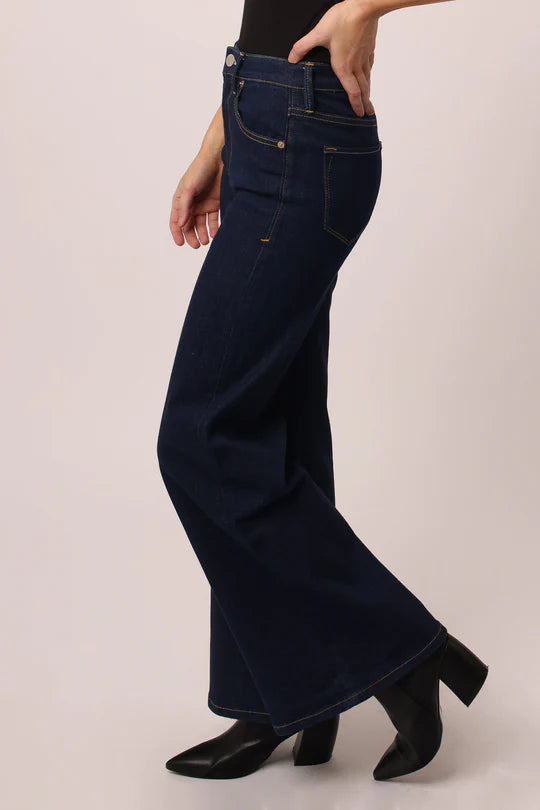 FIONA SUPER HIGH RISE WIDE LEG JEANS BREAKWATER