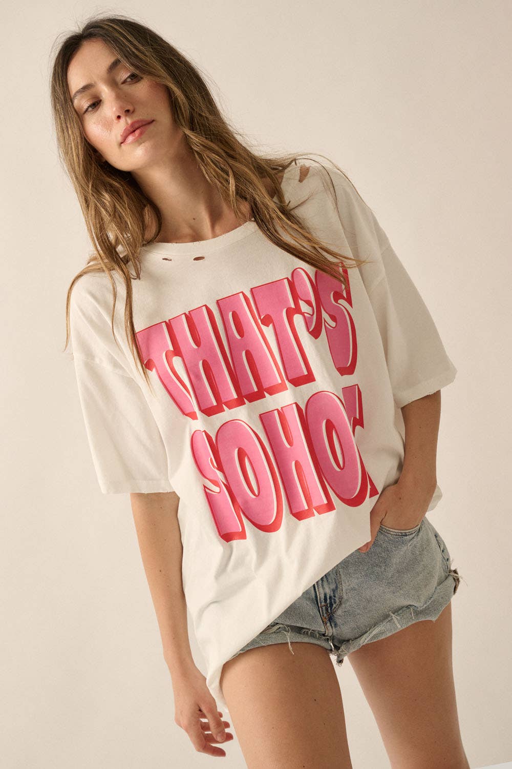 THAT'S SO HOT GRAPHIC TEE