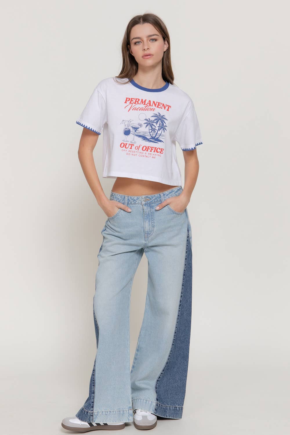 Short Sleeve Embroidered Edge Graphic T-Shirt