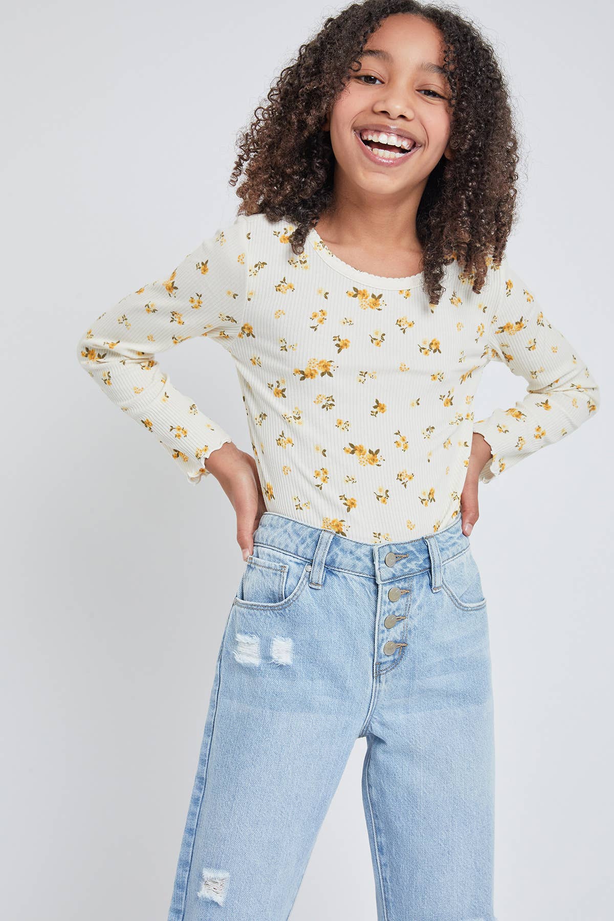 TWEEN GIRL SELENA BUTTON FLY DISTRESSED STRAIGHT LEG