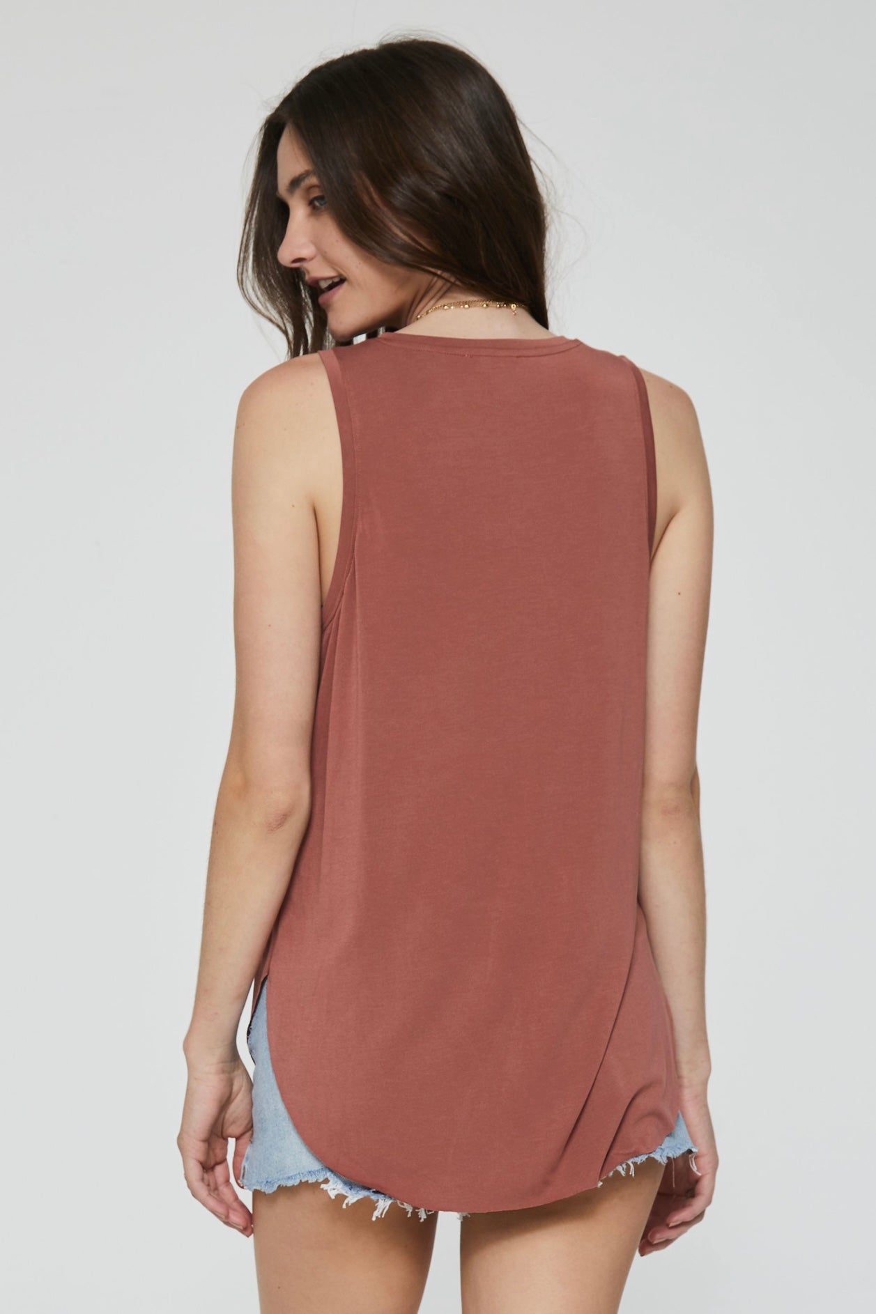 ESTHER POCKET TANK
