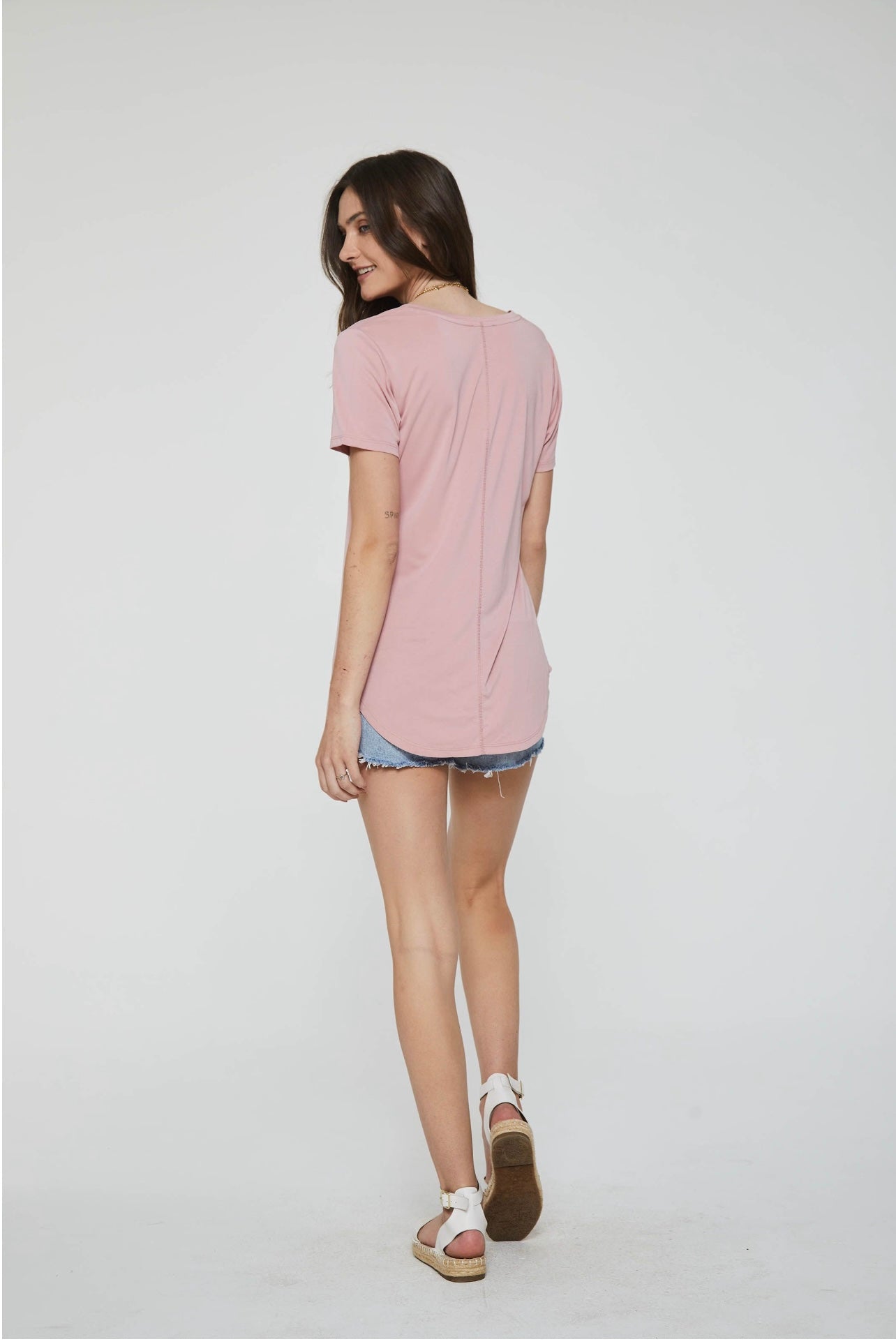 MEGAN CENTER SEAM TOP