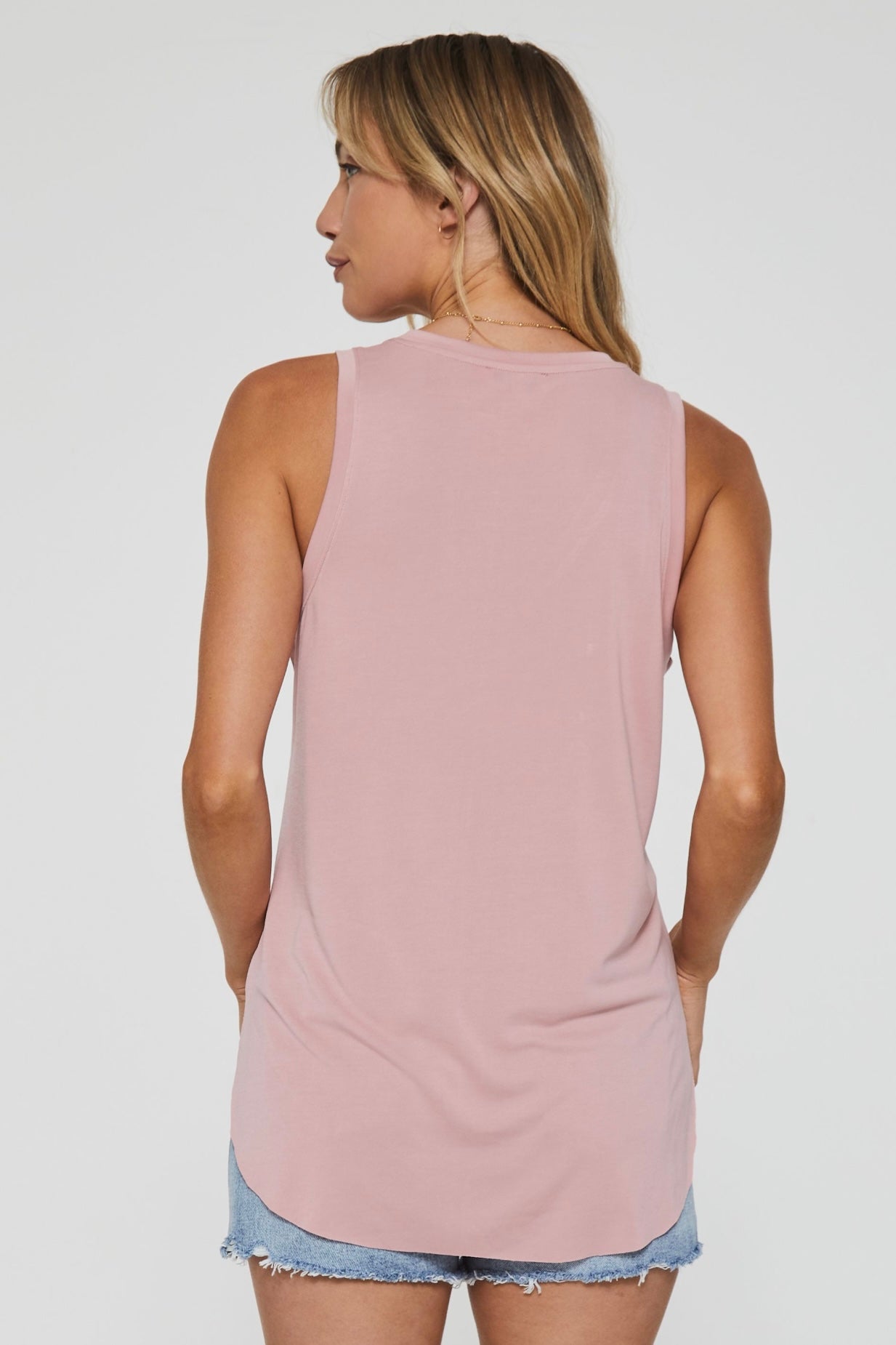 ESTHER POCKET TANK
