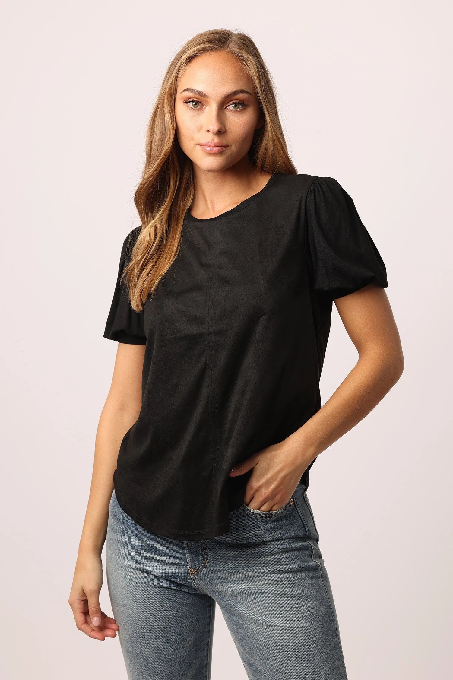 NISHA BUBBLE SHORT SLEEVE SUEDE TOP