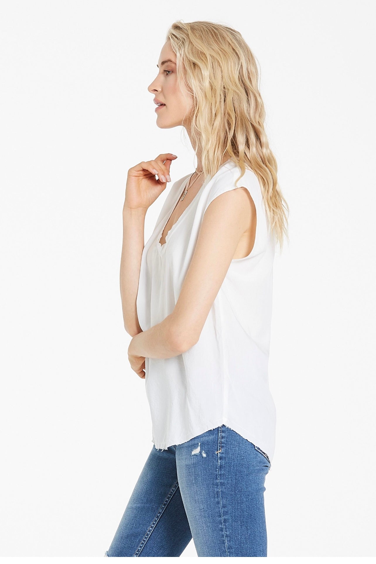 YANIS FRAYED HEM SLEEVELESS TOP