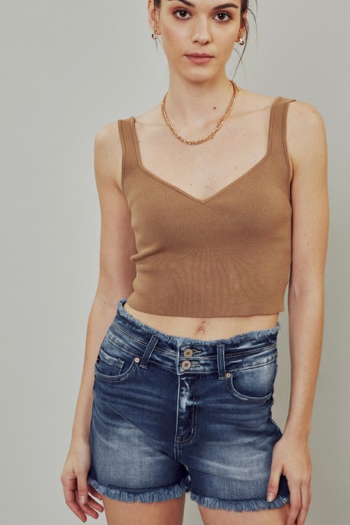 CRUZ HIRISE DOUBLE BUTTON RAW HEM SHORTS