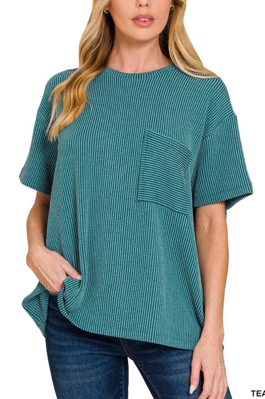 SHORT SLEEVE TWO TONE RIBBED TEE WITH POCKET