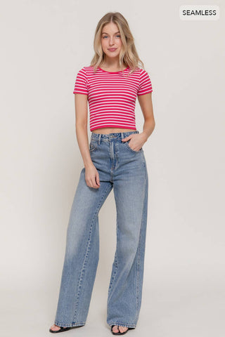SHORT SLEEVE CREW NECK STRIPED TEE