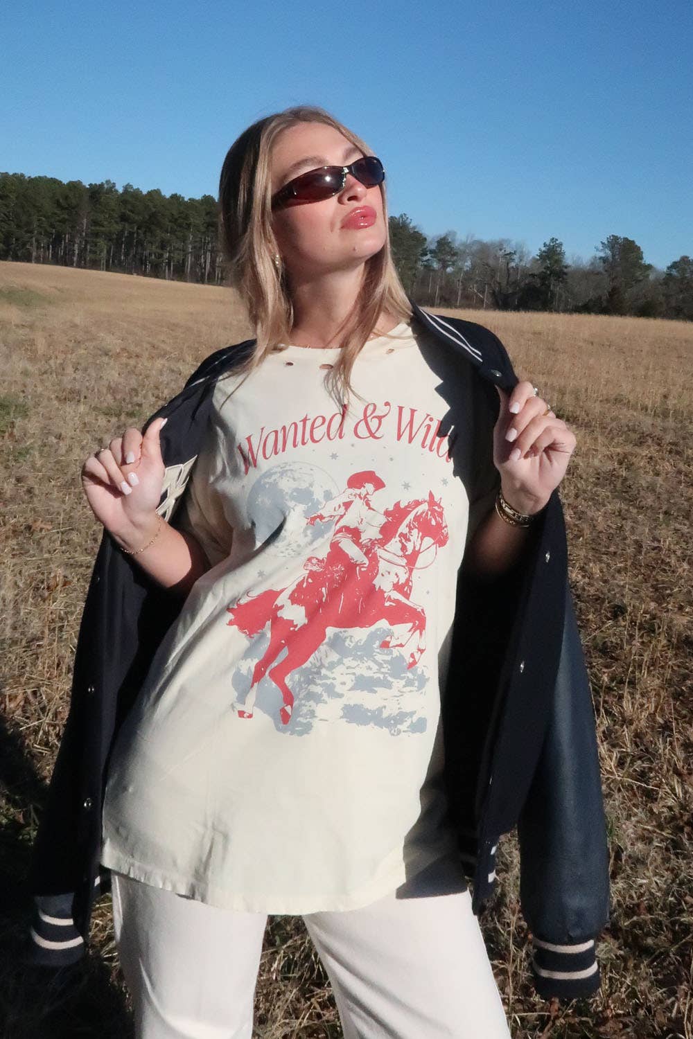 WANTED AND WILD GRAPHIC TEE