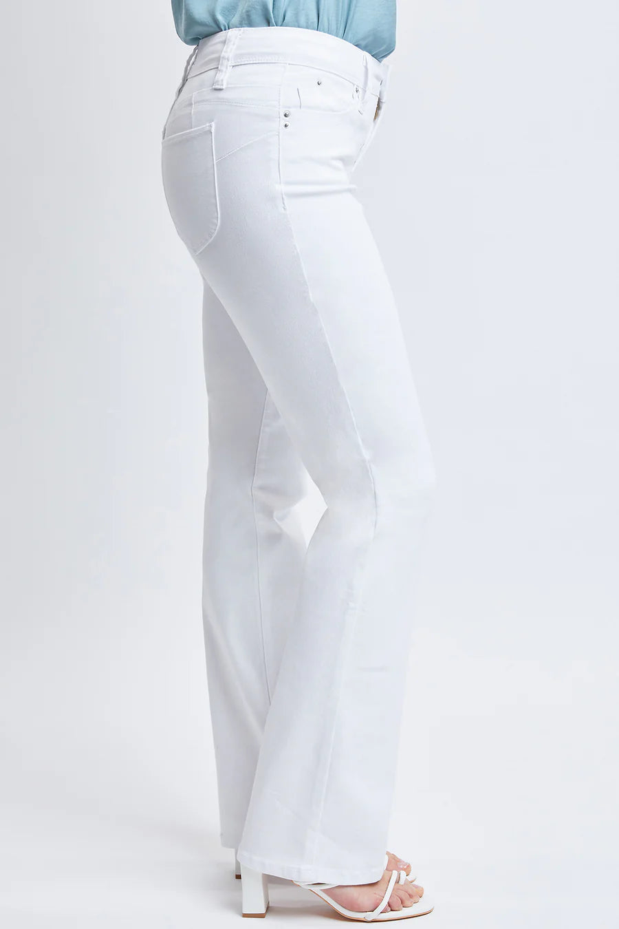 WANNABETTABUTT SLIM BOOTCUT JEAN