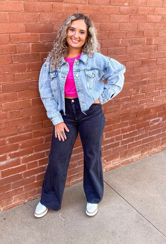 DREW DENIM JACKET WITH SLEEVE PLEAT DETAILS