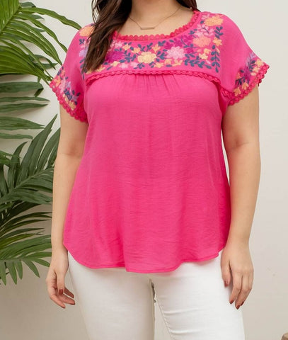 CURVY FLORAL EMBROIDERY SCALLOP LACE TRIM BLOUSE
