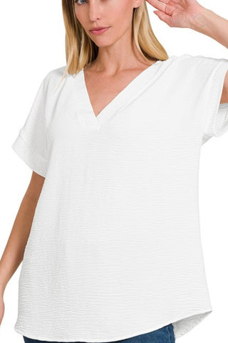 SHORT CUFF SLEEVE VNECK TOP