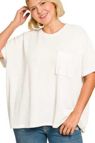 CURVY SHORT SLEEVE TWO TONE RIBBED TEE WITH POCKET