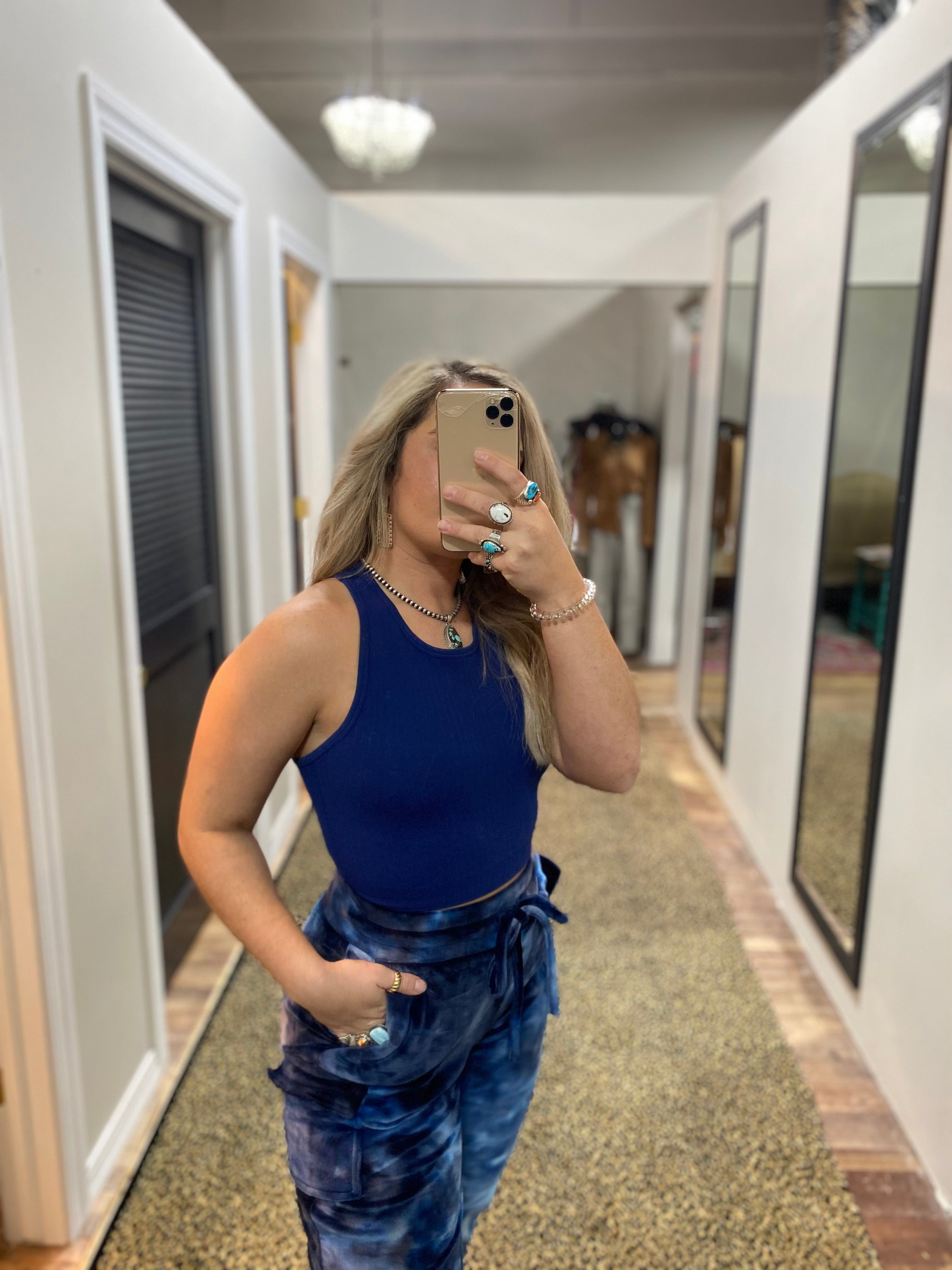 WIDE RIBBED RACER BACK CROP TOP