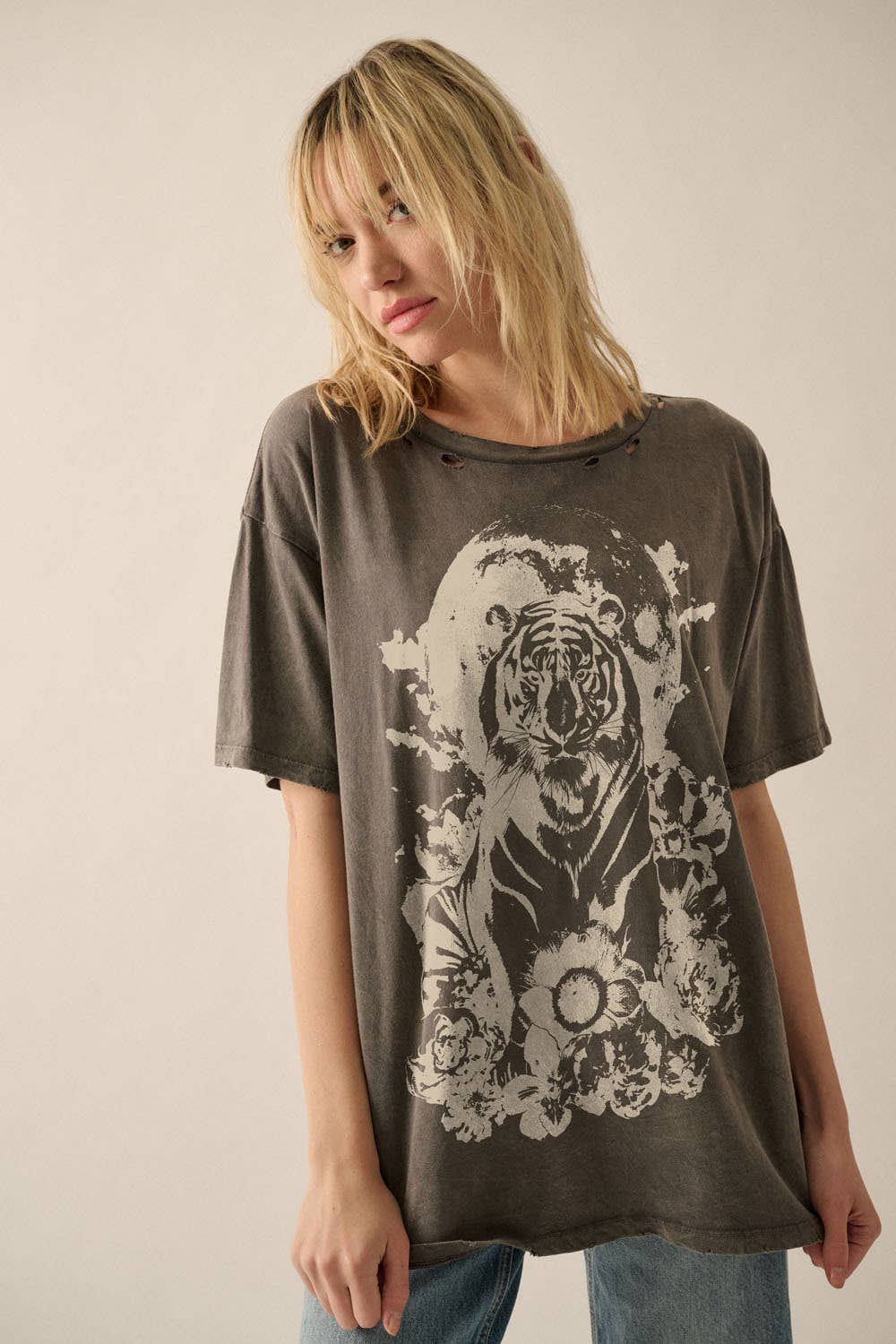 TTIGER MOON VINTAGE WASH GRAPHIC TEE