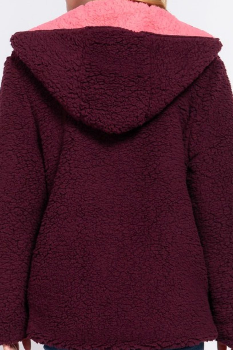 REVERSIBLE SHERPA JACKET WITH HOOD