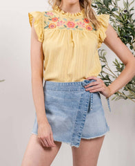 RUFFLE SLEEVE FLORAL EMBROIDERY TOP