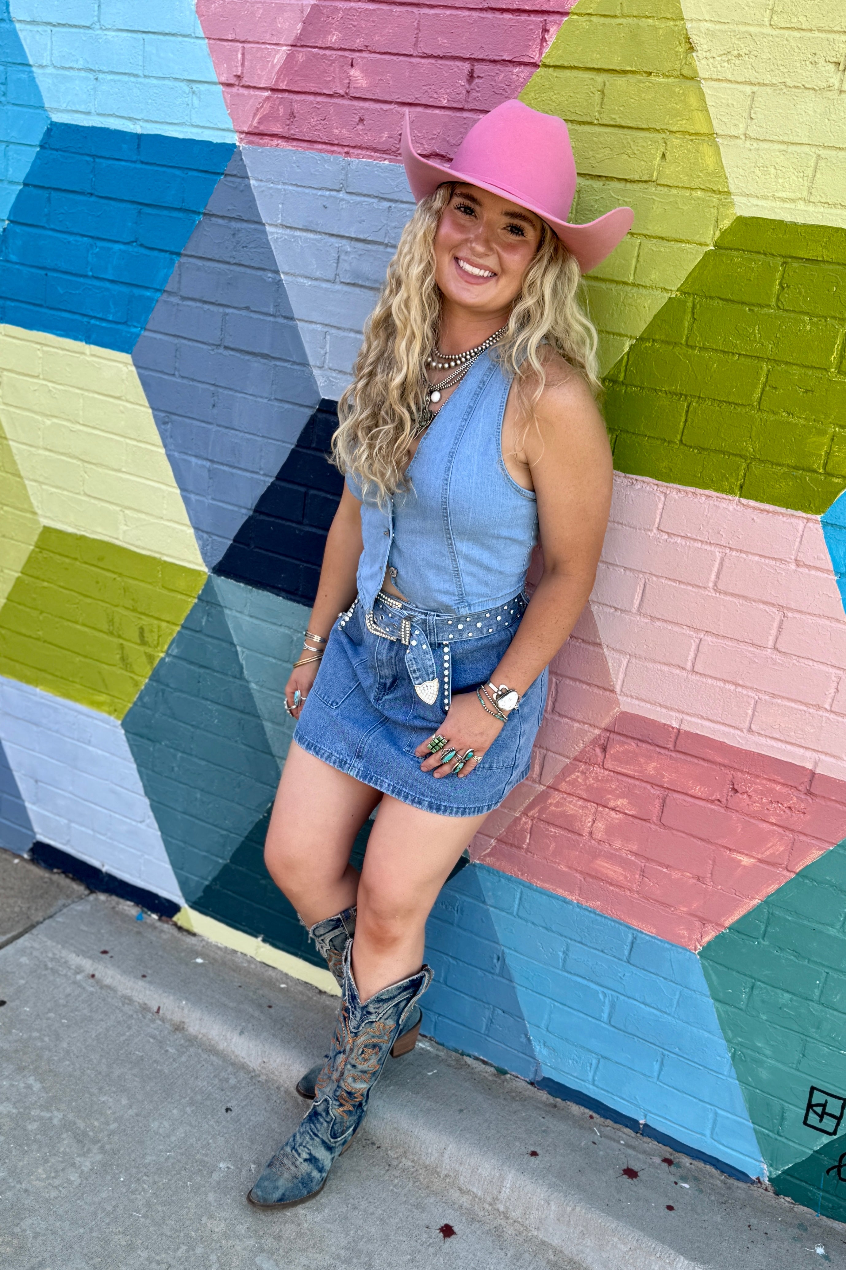 VNECK CROPPED BUTTON FRONT VEST