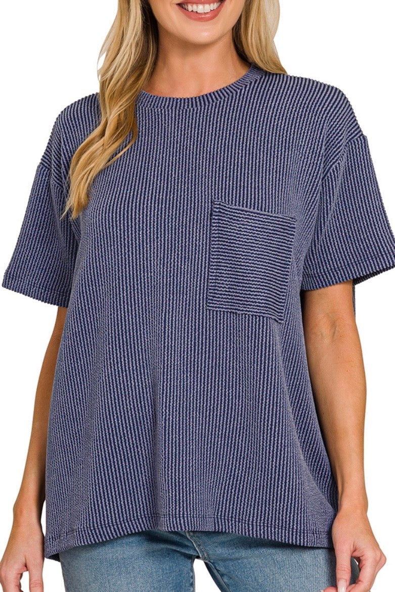 SHORT SLEEVE TWO TONE RIBBED TEE WITH POCKET