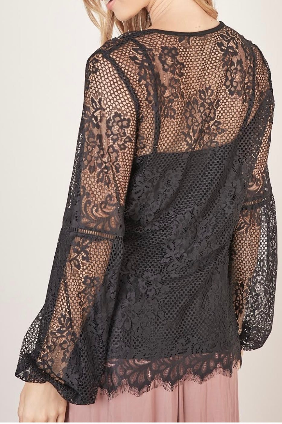 BUBBLE SLEEVE LACE OVERLAY TOP Black / S BUBBLE SLEEVE LACE OVERLAY TOP Black / S