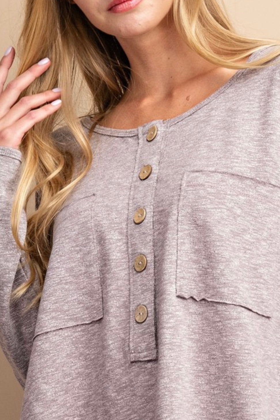 LONG SLEEVE FLOWY HENLEY WITH CONTRAST BACK
