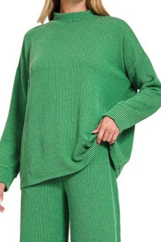 LONG SLEEVE RIBBED MOCK NECK TOP