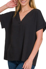 SHORT CUFF SLEEVE VNECK TOP WITH STRAIGHT HEM