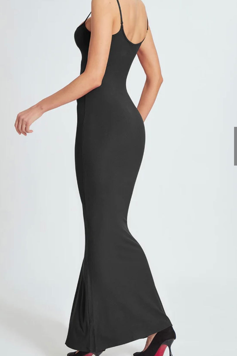 Siren's Silhouette Bodycon Mermaid Dress M / Black Siren's Silhouette Bodycon Mermaid Dress M / Black