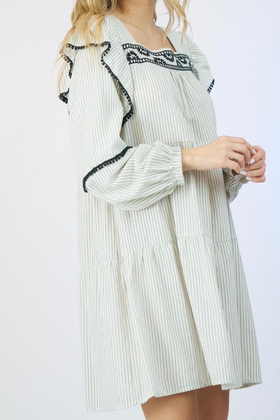 LONG SLEEVE PEASANT STYLE TIERED DRESS