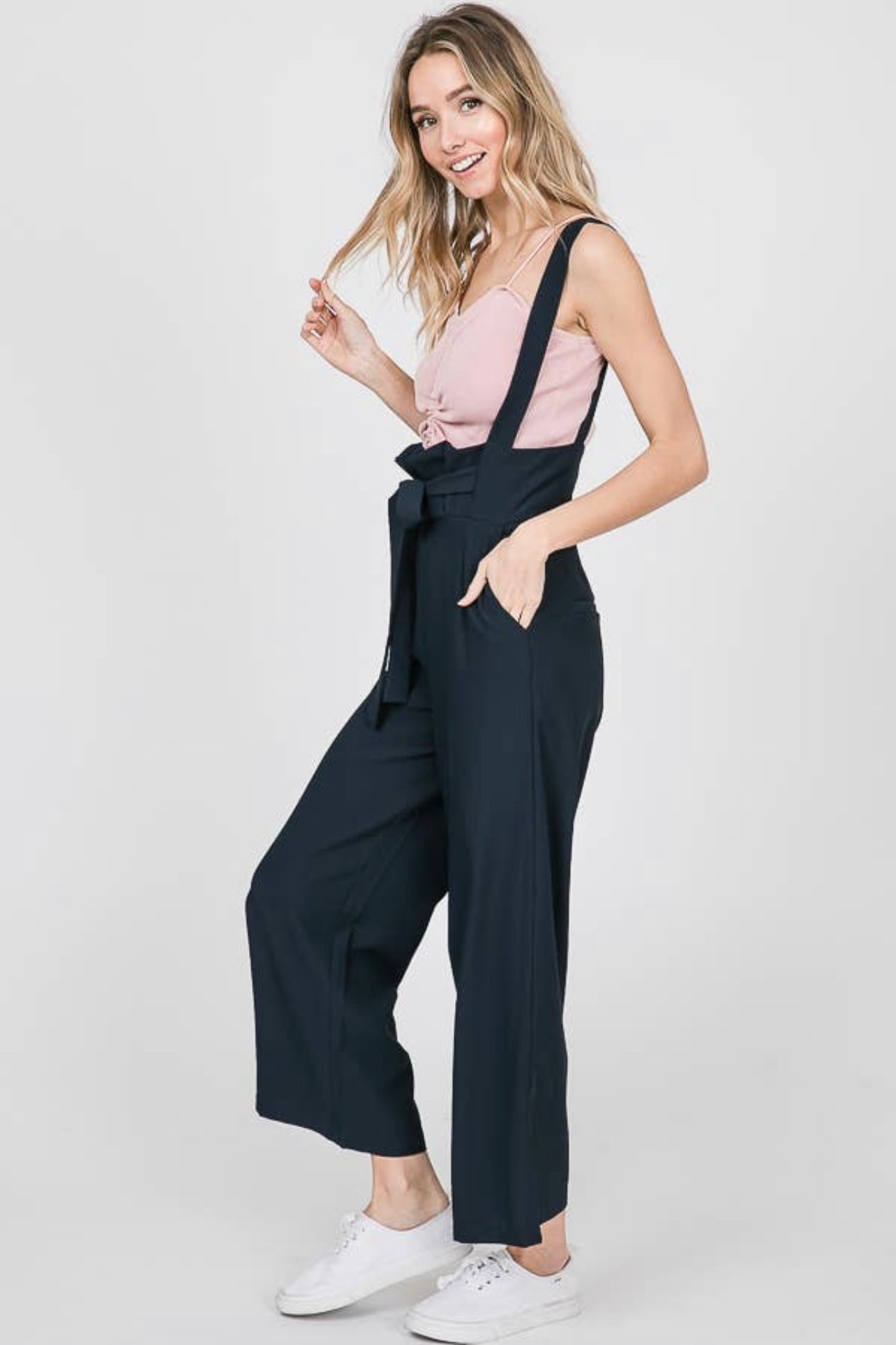 HIGH WAIST WIDE LEG PANTS WITH SUSPENDERS