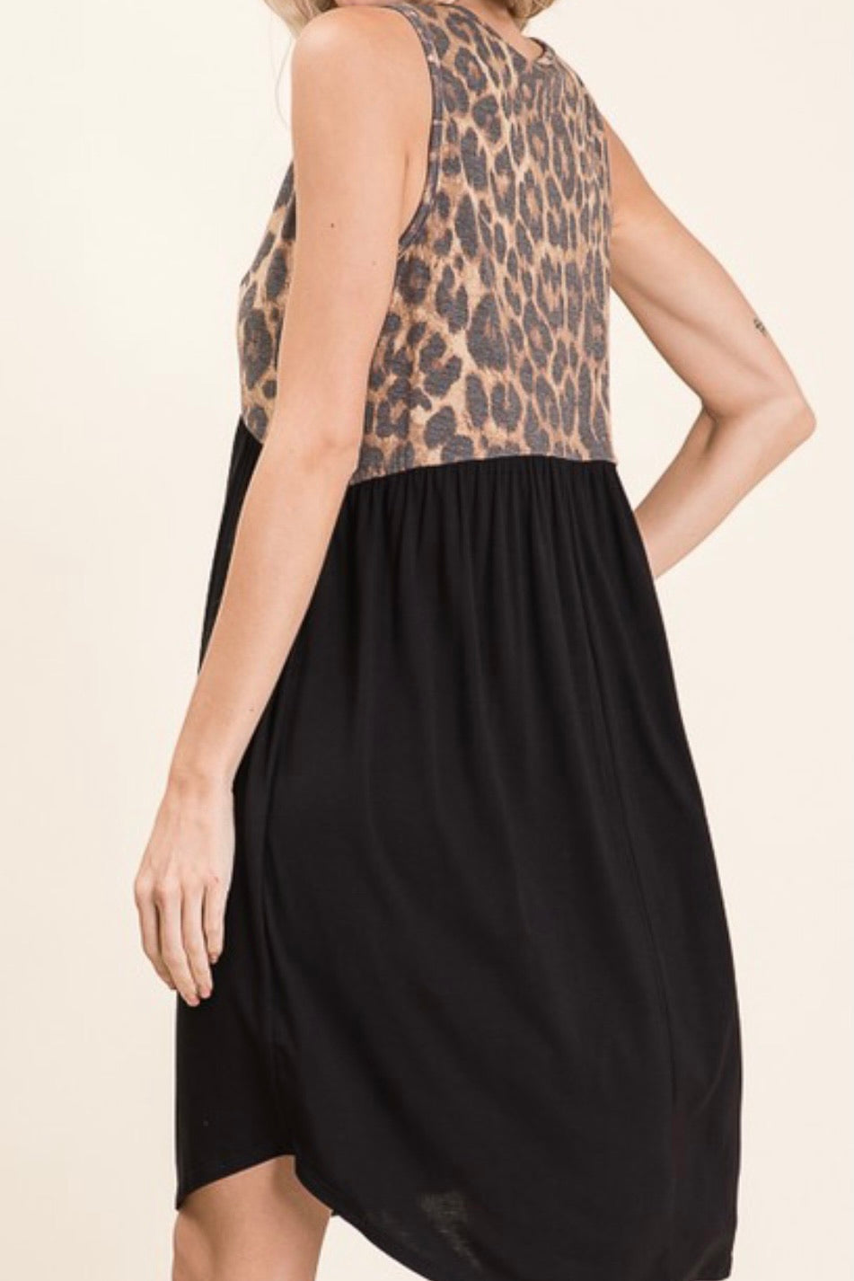 TANK MIDI DRESS WITH LEOPARD TOP AND SOLID EMPIRE WAIST BOTTOM M / LEOPARD/BLACK TANK MIDI DRESS WITH LEOPARD TOP AND SOLID EMPIRE WAIST BOTTOM M / LEOPARD/BLACK