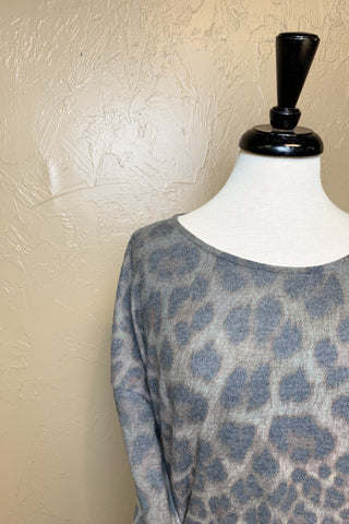 PLUS BRUSHED LEOPARD PRNT SWTR