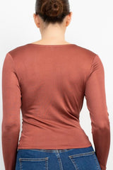 LONG SLEEVE VNECK WITH ADJUSTABLE FRONT ROUCHING