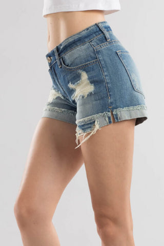 MID RISE DISTRESSED CUFFED SHORTS