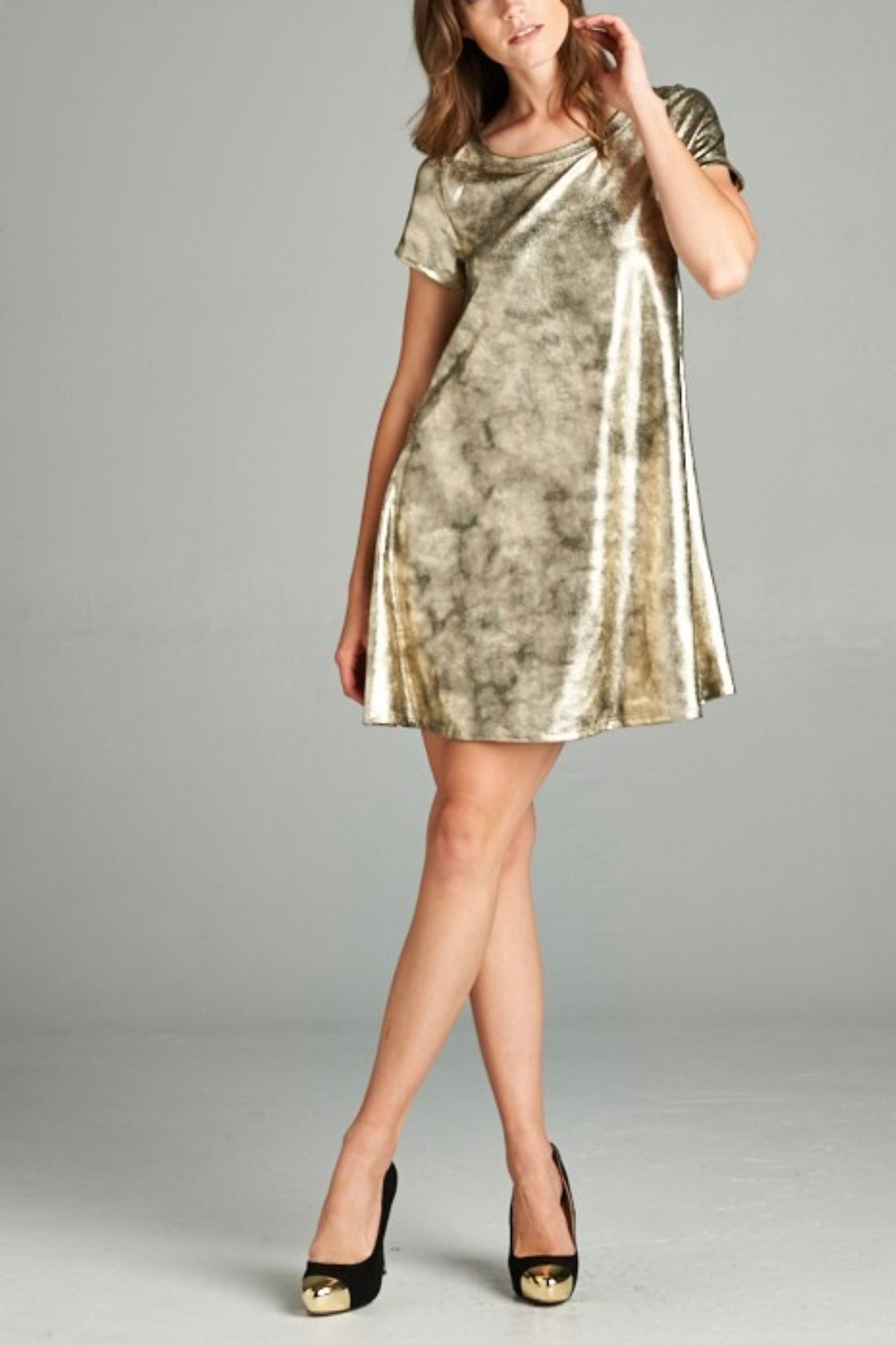 SHORT SLEEVE KNEE LENGTH METALLIC DRESS L / GOLD SHORT SLEEVE KNEE LENGTH METALLIC DRESS L / GOLD