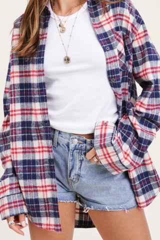 LONG SLEEVE HEAVY PLAID FLANNEL WITH FRONT POCKET
