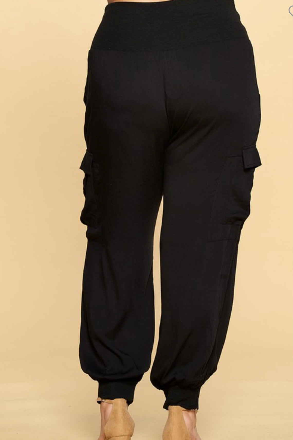 CURVY RELAXED FIT CARGO JOGGERS