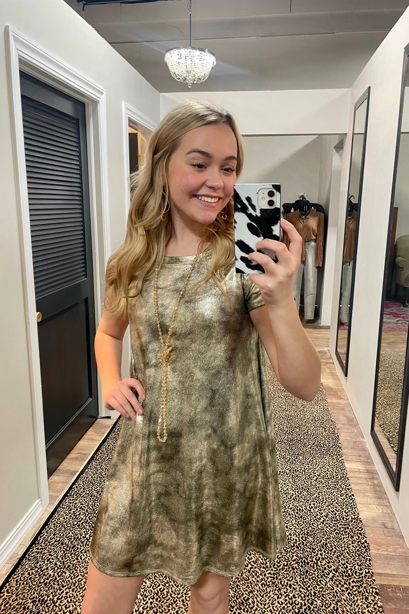 SHORT SLEEVE KNEE LENGTH METALLIC DRESS L / GOLD SHORT SLEEVE KNEE LENGTH METALLIC DRESS L / GOLD