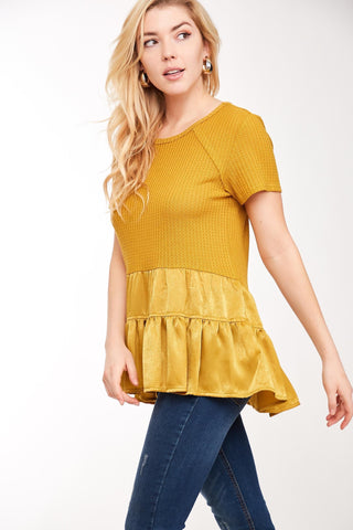 SHORT SLEEVE WAFFLE KNIT WITH SATIN RUFFLE HEM